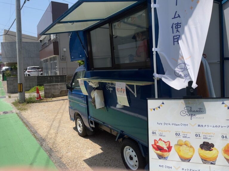 クレープ屋さんのキッチンカー