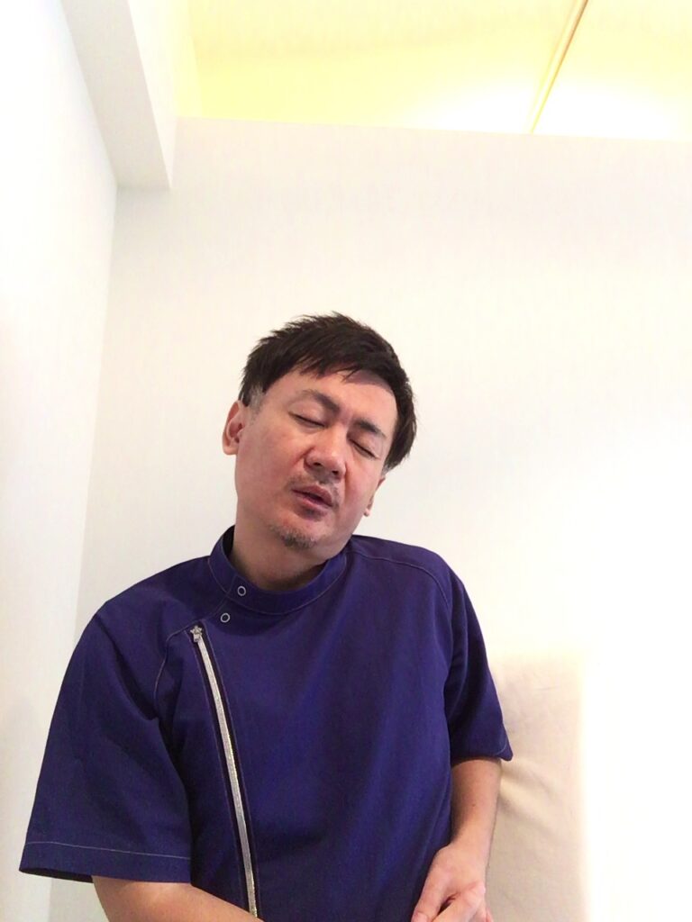 肩がラクな姿勢